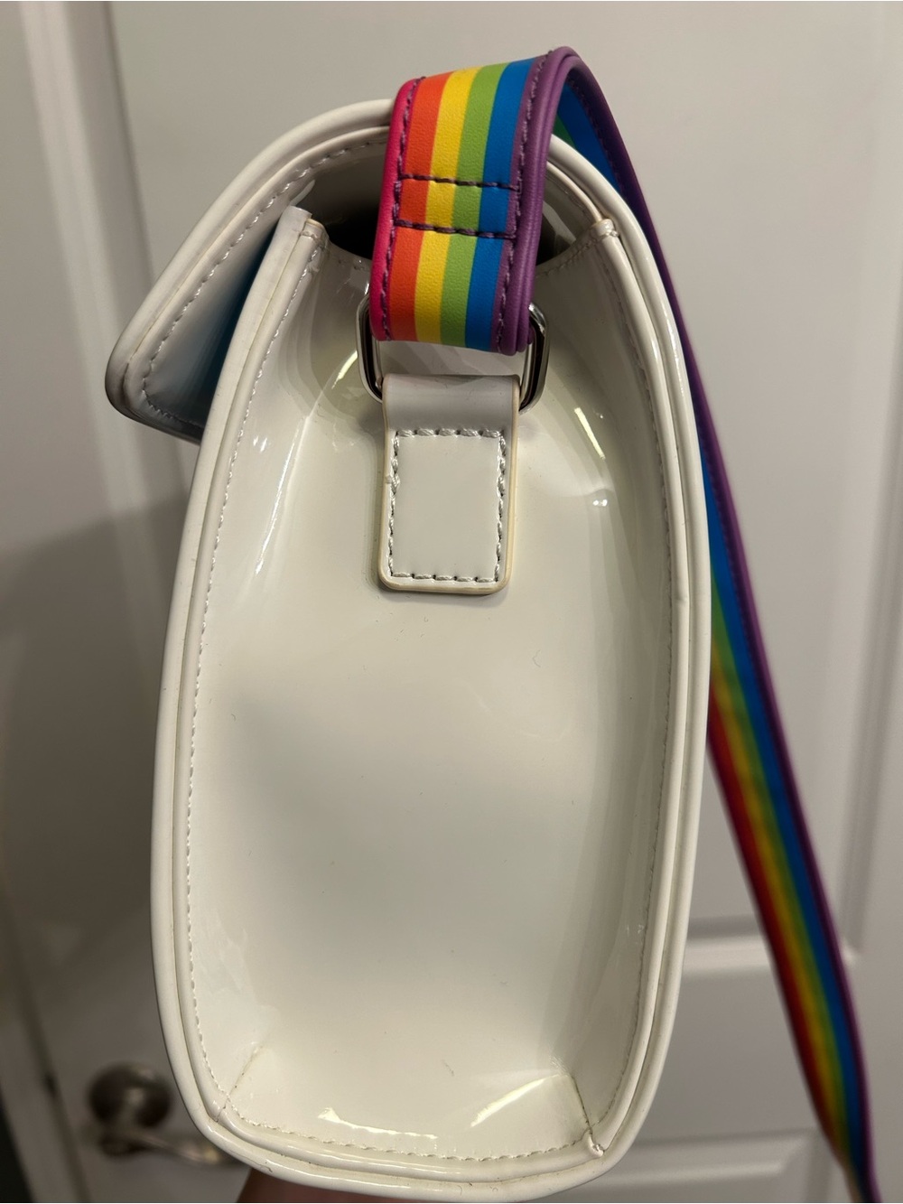 Lisa Frank x Loungefly Angel Kitty Cross Body Bag - Picture 7 of 8